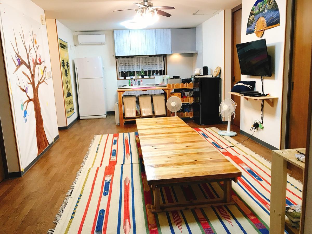 Guest House Waraemon นาโงะ ภายนอก รูปภาพ