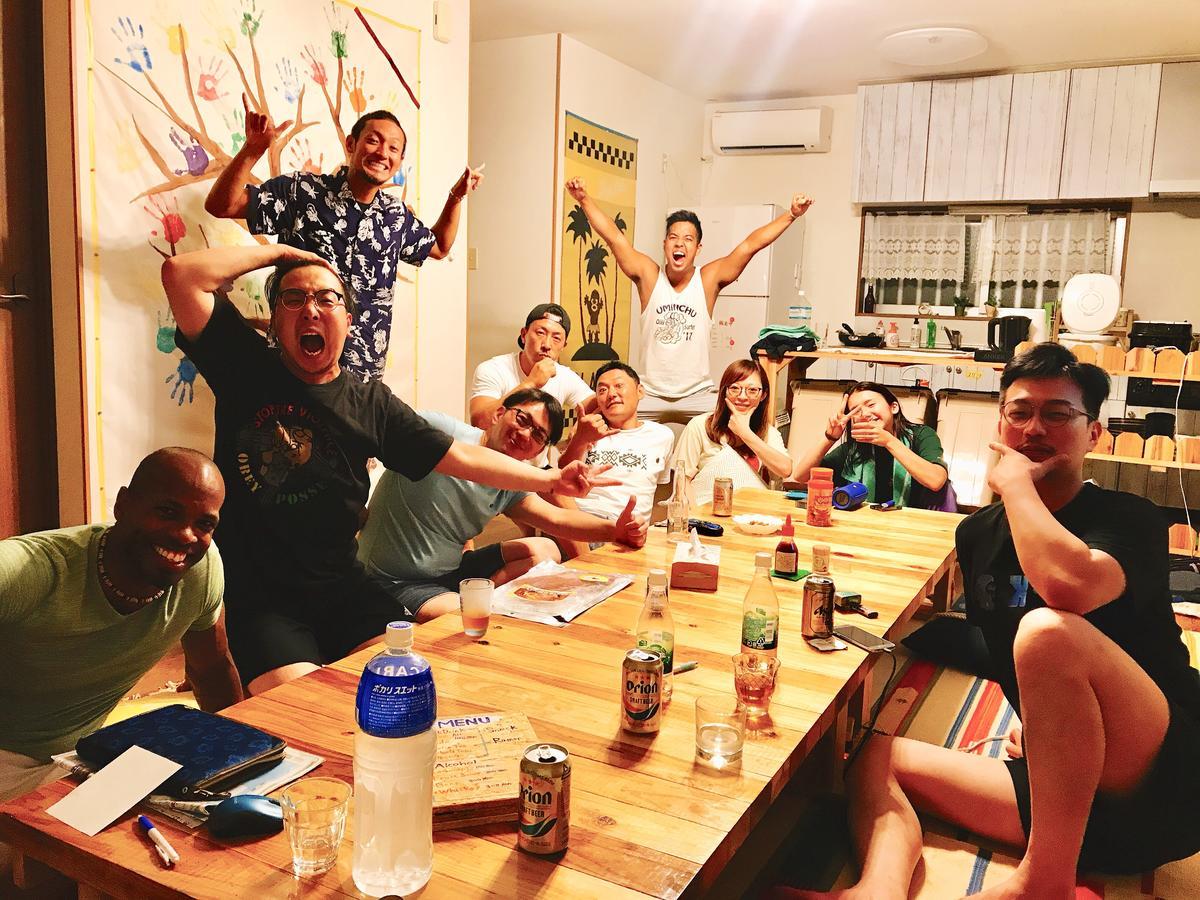 Guest House Waraemon นาโงะ ภายนอก รูปภาพ